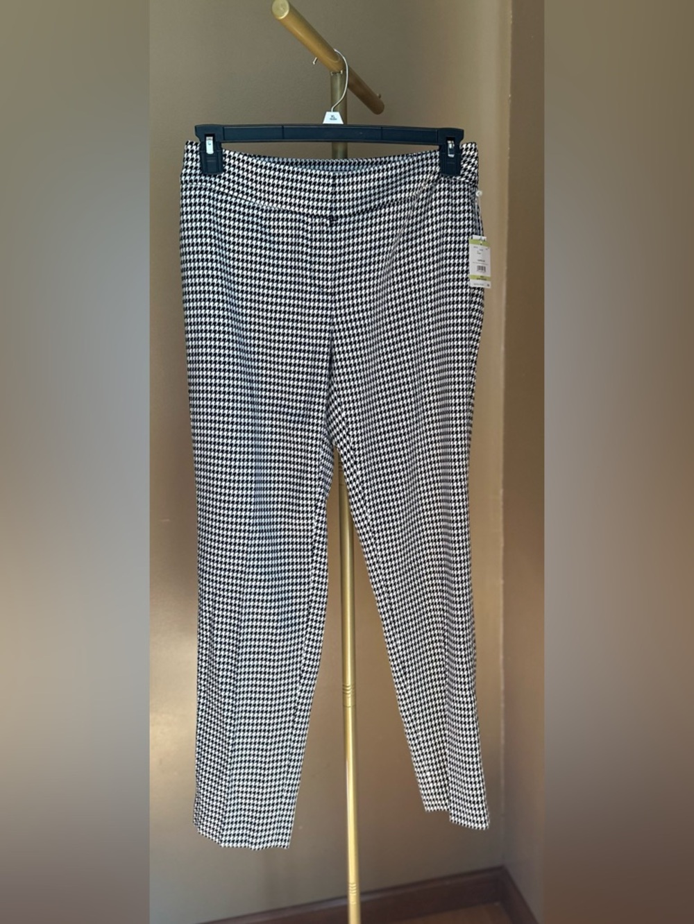 Kasper Black & White Houndstooth  Pants